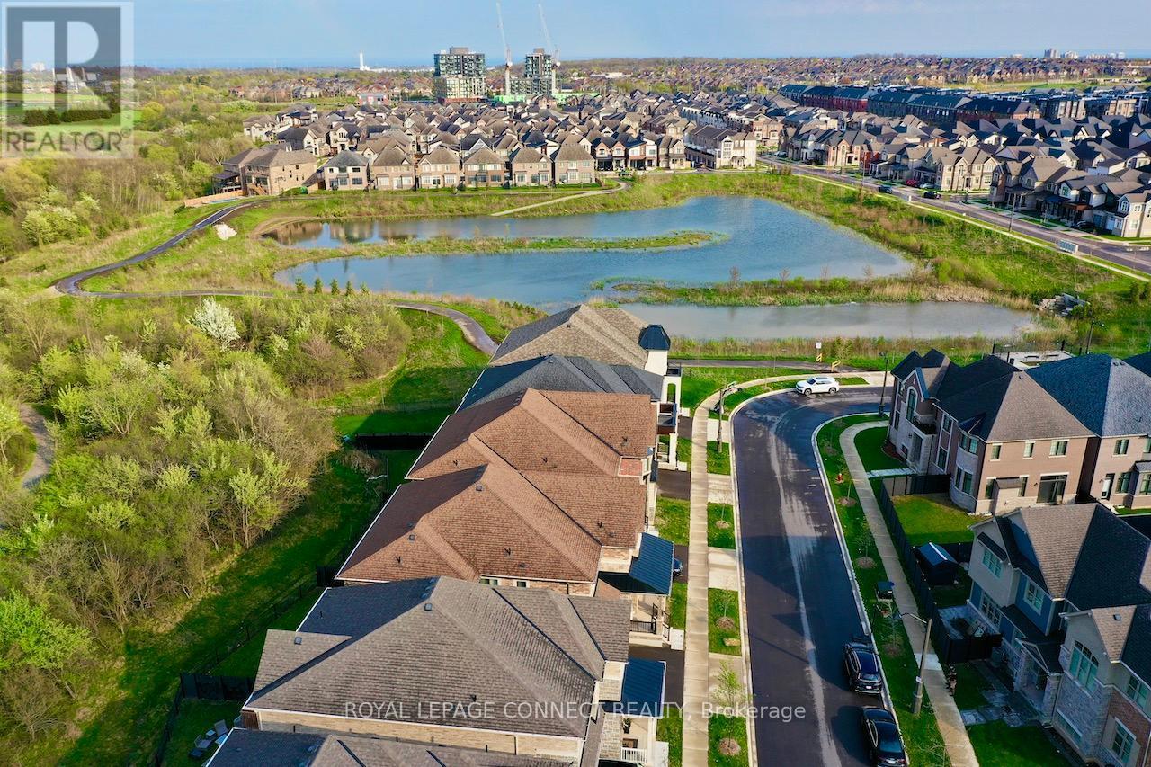 












1428 FORD STRATHY CRESCENT

,
Oakville,




Ontario
L6H3W8

