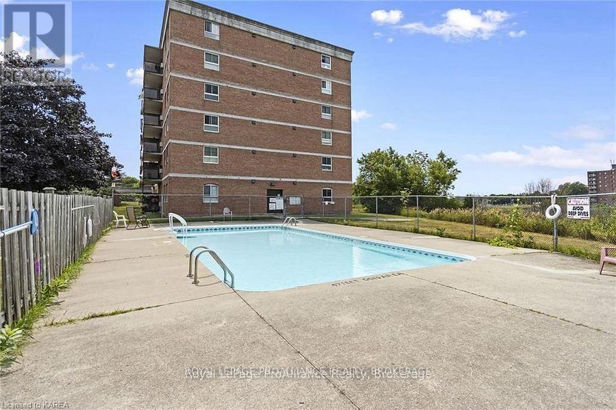 












309 - 745 DAVIS DRIVE

,
Kingston (East Gardiners Rd),




Ontario
K7M8J4

