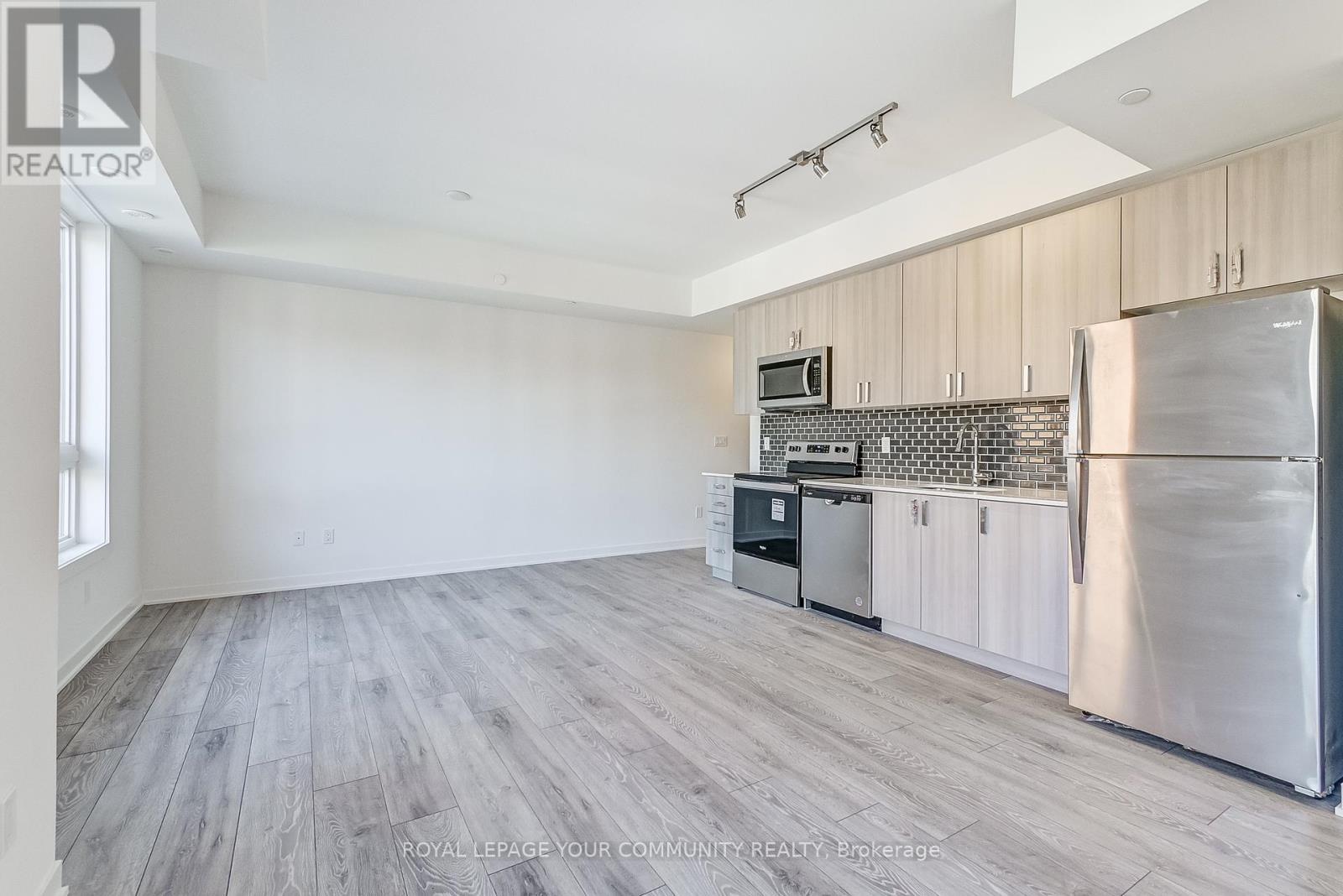 












UNIT 4 - 4017 HICKORY DRIVE

,
Mississauga,




Ontario
L4W0G6

