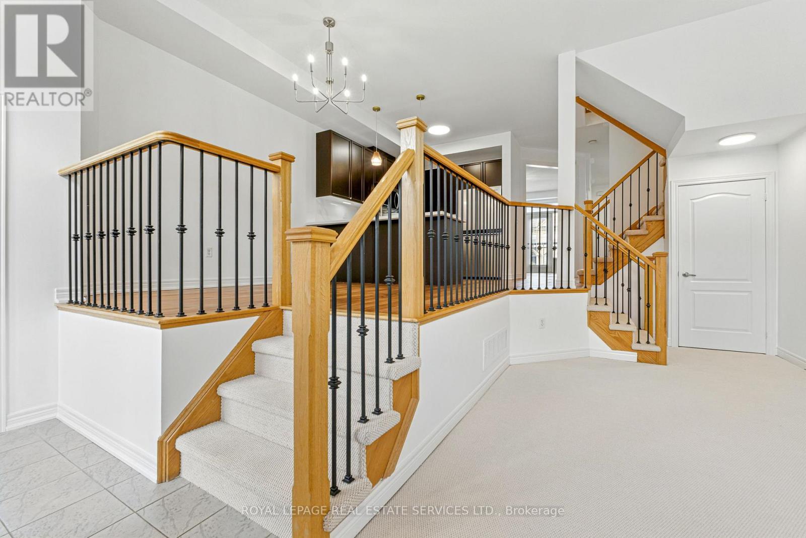 












3349 EGLINTON AVENUE W

,
Mississauga,




Ontario
L5M7W8

