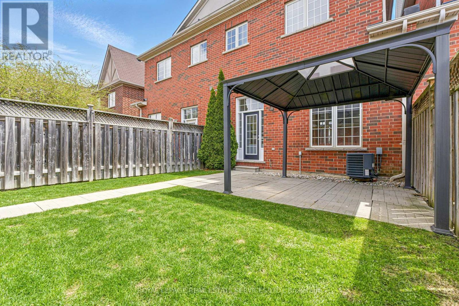 












3349 EGLINTON AVENUE W

,
Mississauga,




Ontario
L5M7W8

