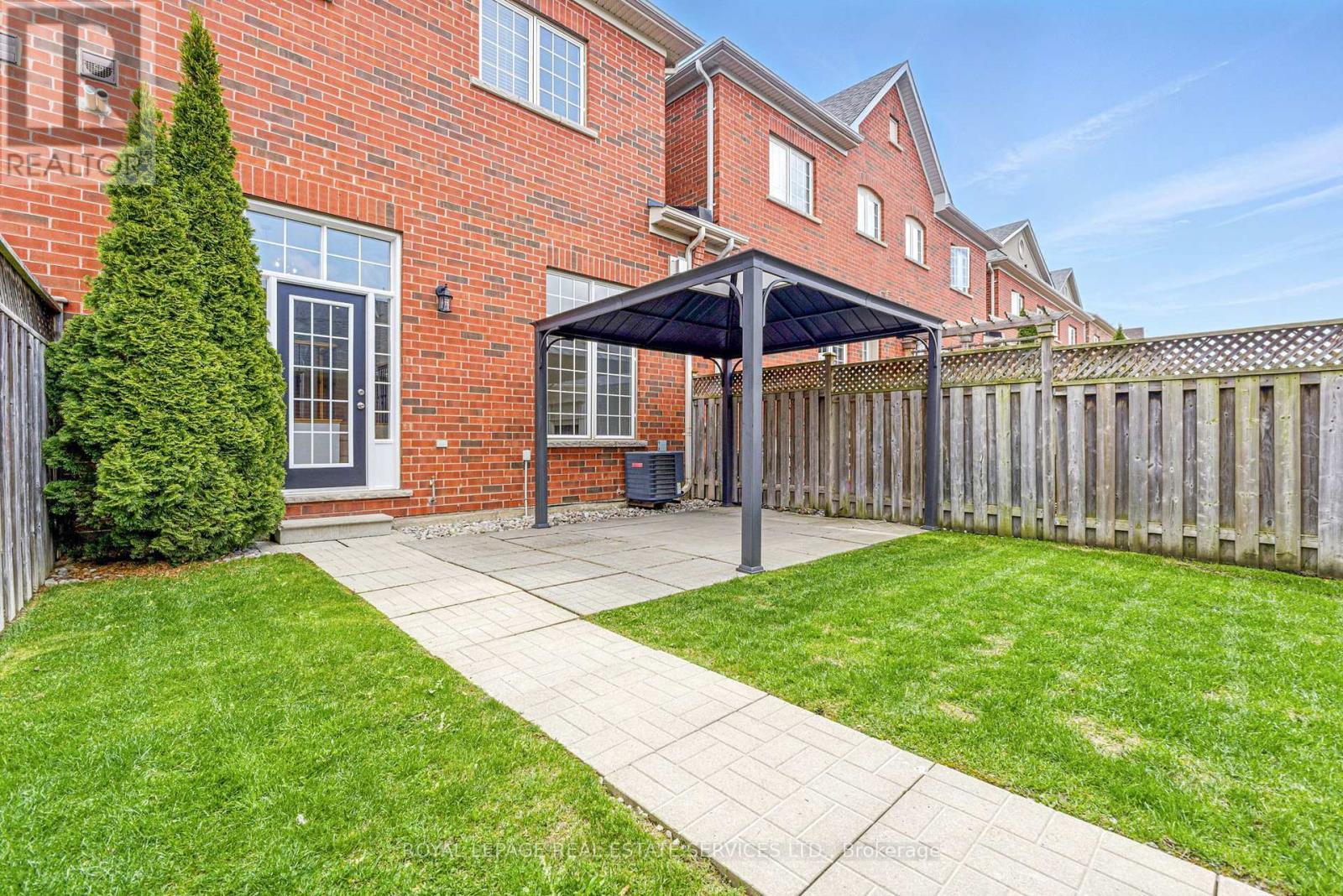 












3349 EGLINTON AVENUE W

,
Mississauga,




Ontario
L5M7W8

