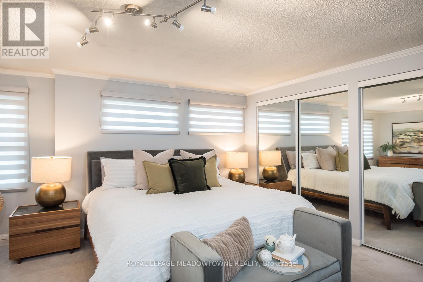 












2696 LOS PALMAS COURT

,
Mississauga,




Ontario
L5N2G7

