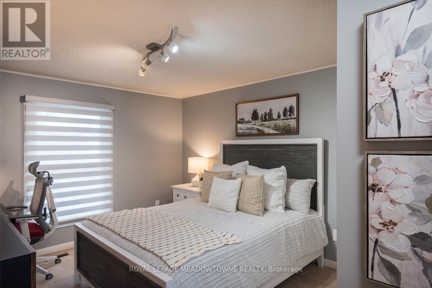 












2696 LOS PALMAS COURT

,
Mississauga,




Ontario
L5N2G7

