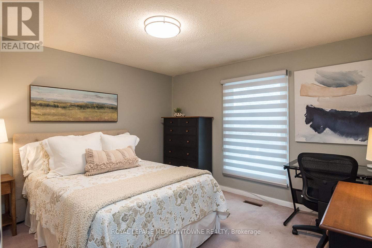 












2696 LOS PALMAS COURT

,
Mississauga,




Ontario
L5N2G7

