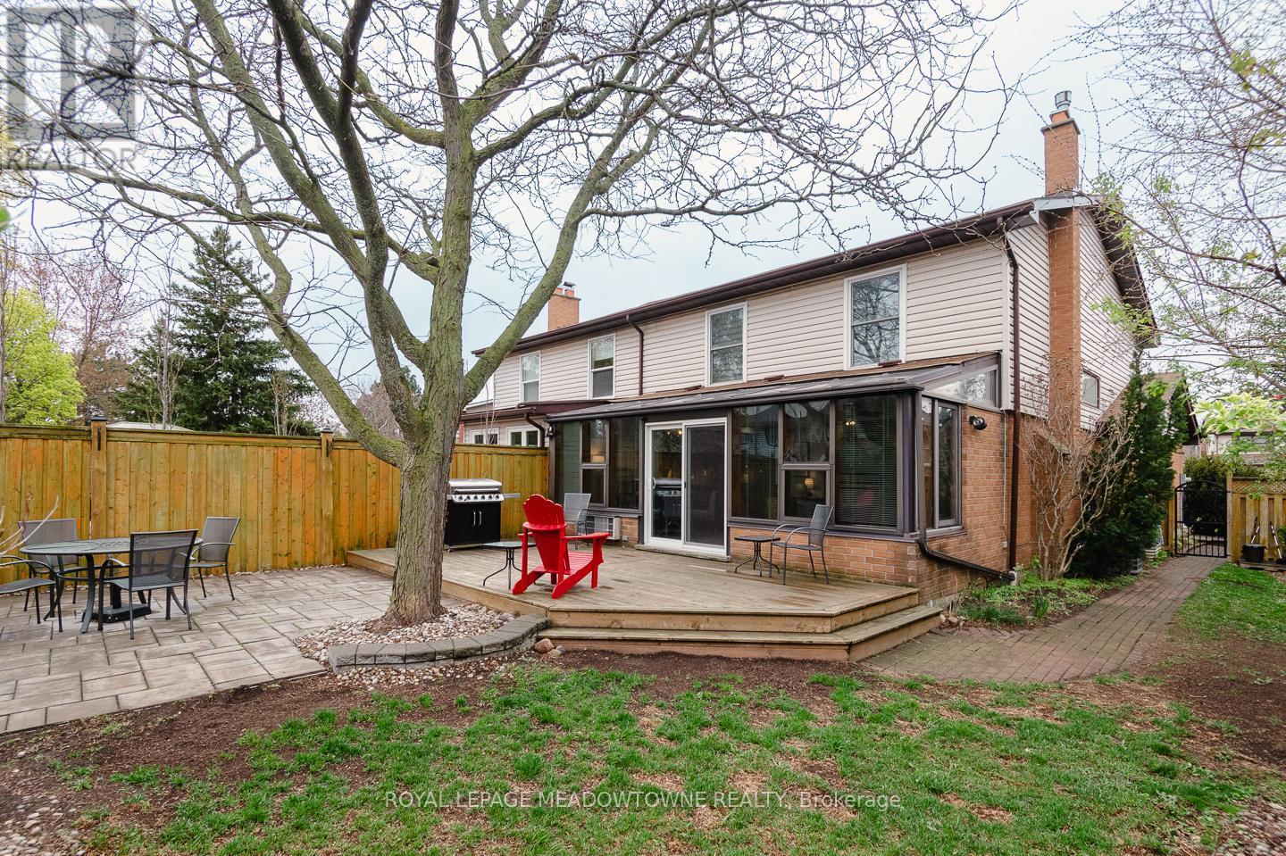 












2696 LOS PALMAS COURT

,
Mississauga,




Ontario
L5N2G7

