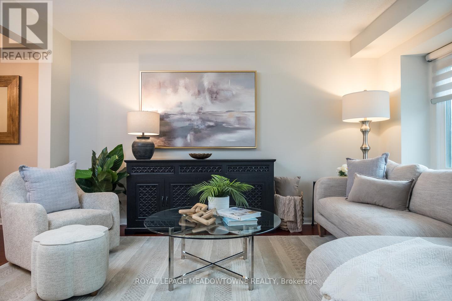 












2696 LOS PALMAS COURT

,
Mississauga,




Ontario
L5N2G7

