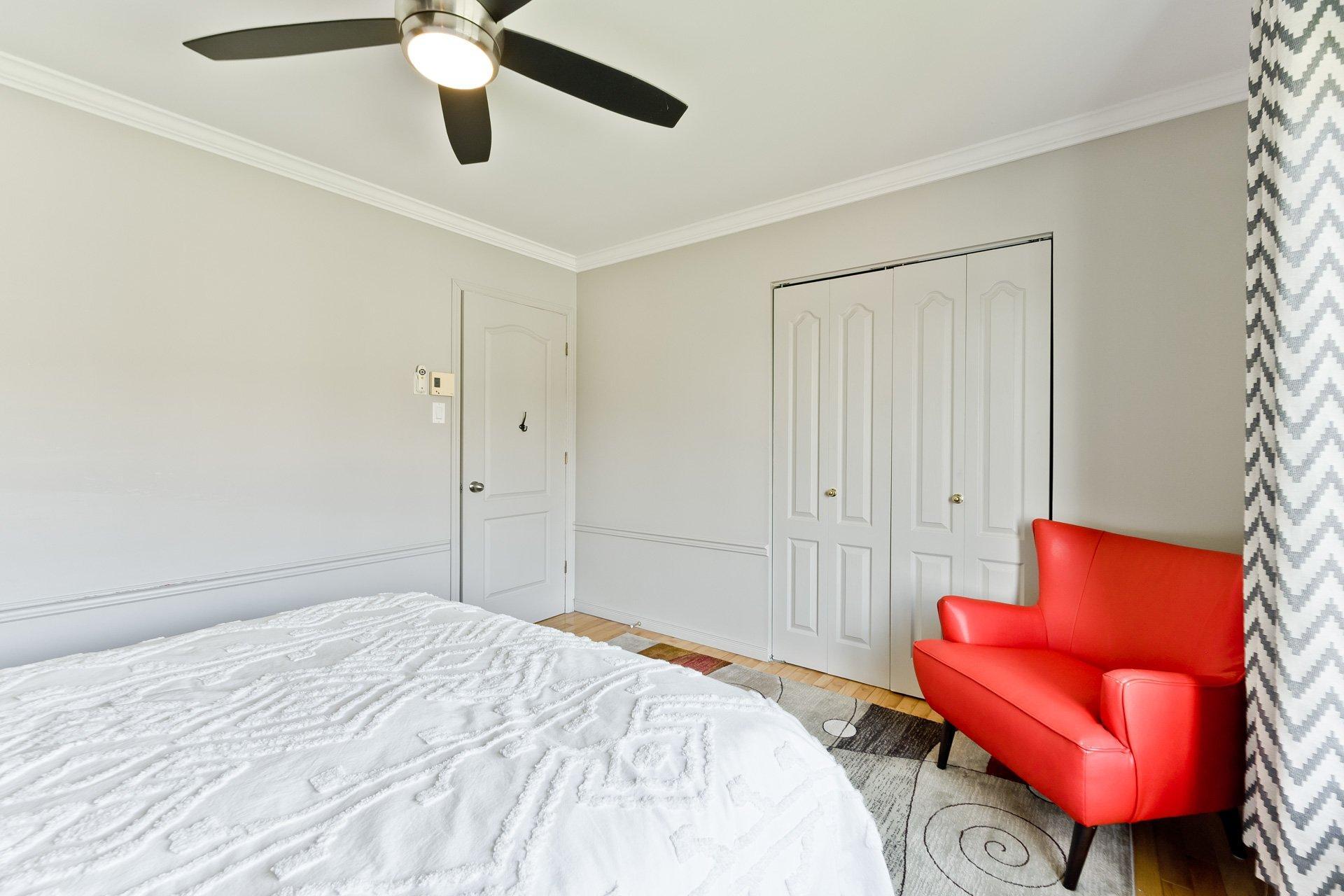 









3270


Rue Marika

,
Sherbrooke (Fleurimont),




QC
J1G5H4

