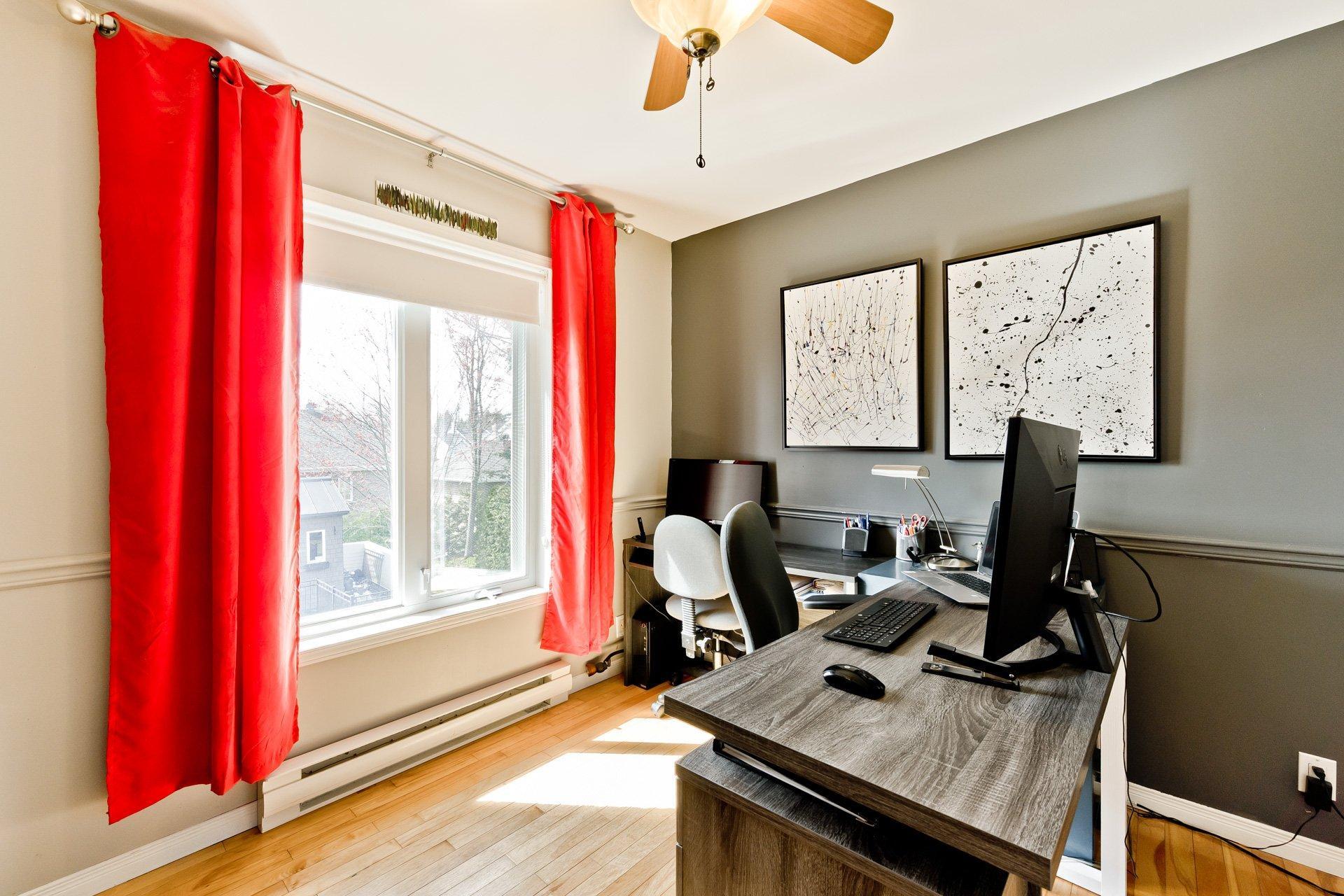 









3270


Rue Marika

,
Sherbrooke (Fleurimont),




QC
J1G5H4

