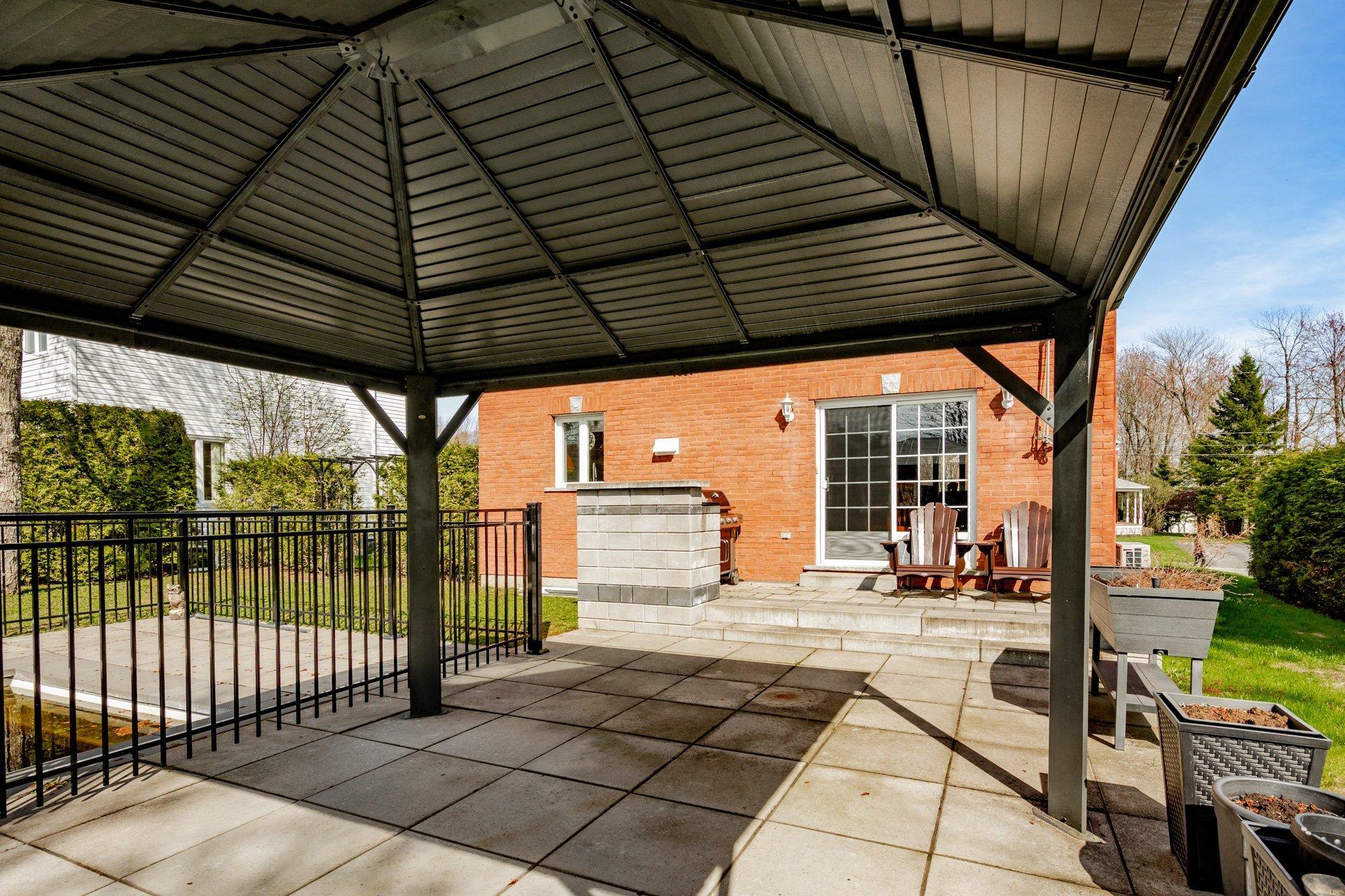 









3270


Rue Marika

,
Sherbrooke (Fleurimont),




QC
J1G5H4

