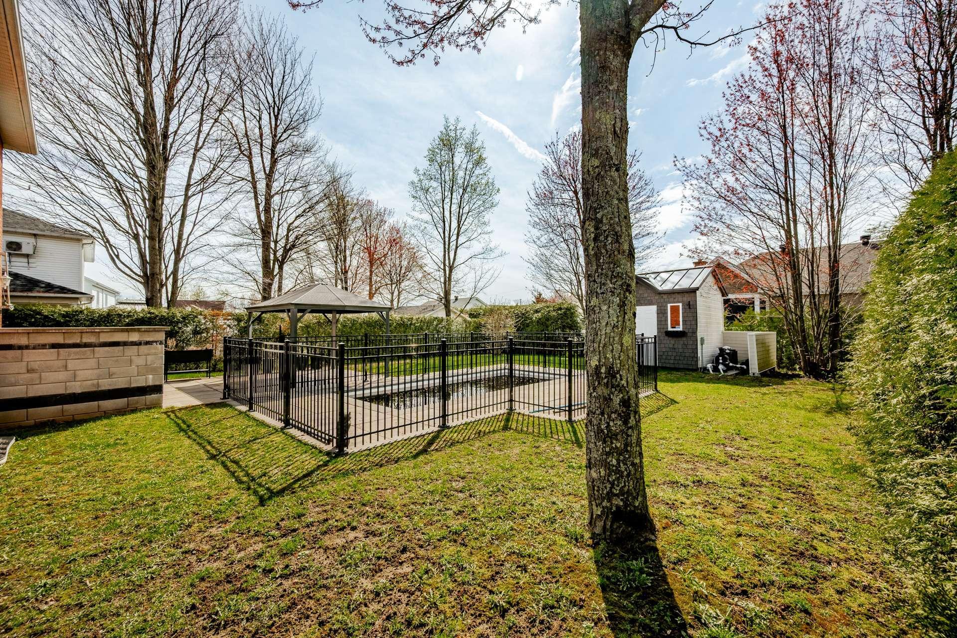 









3270


Rue Marika

,
Sherbrooke (Fleurimont),




QC
J1G5H4

