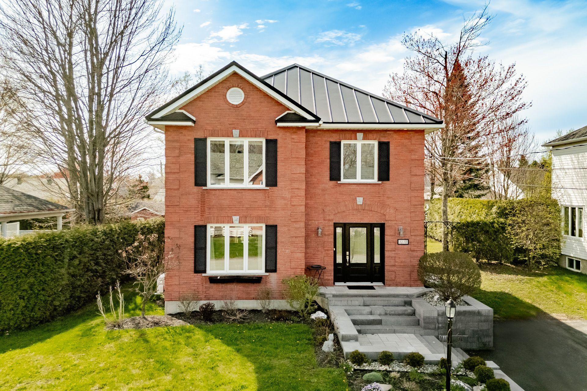 









3270


Rue Marika

,
Sherbrooke (Fleurimont),




QC
J1G5H4

