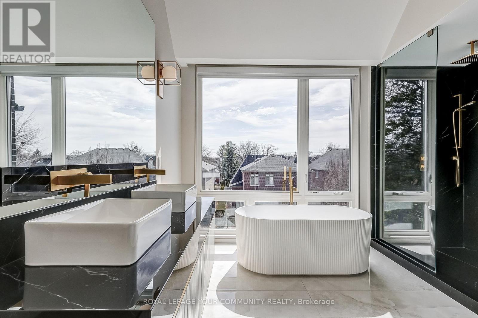 












131 POYNTZ AVENUE

,
Toronto,




Ontario
M2N1J3

