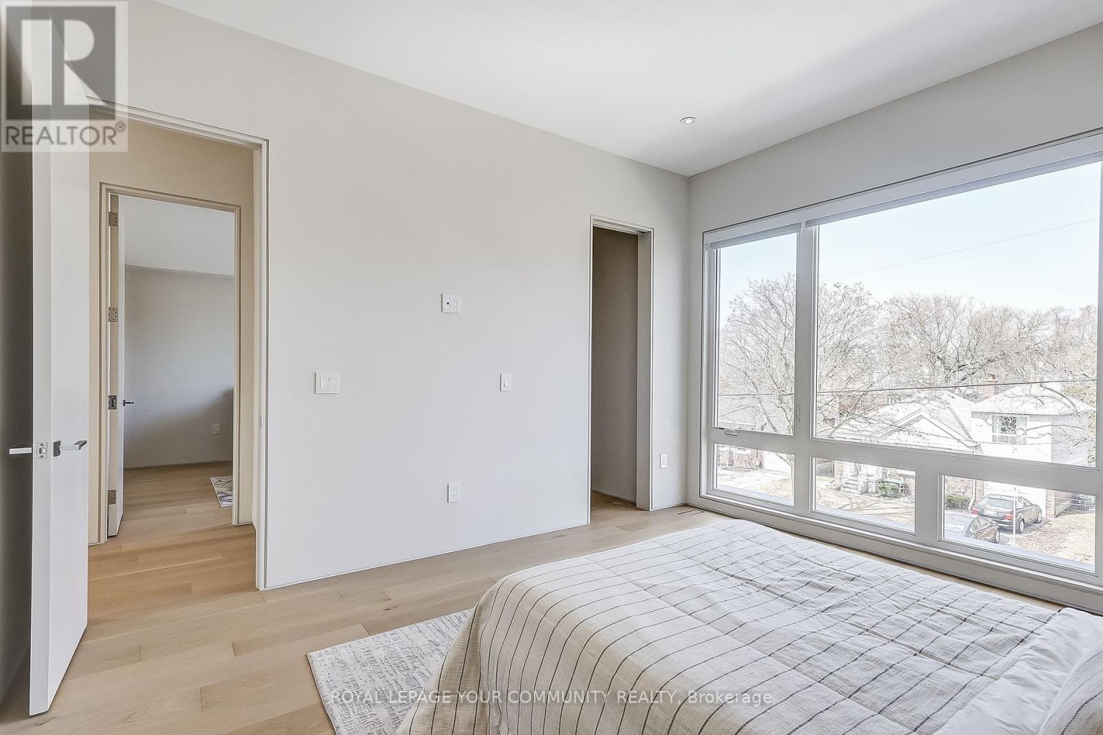 












131 POYNTZ AVENUE

,
Toronto,




Ontario
M2N1J3

