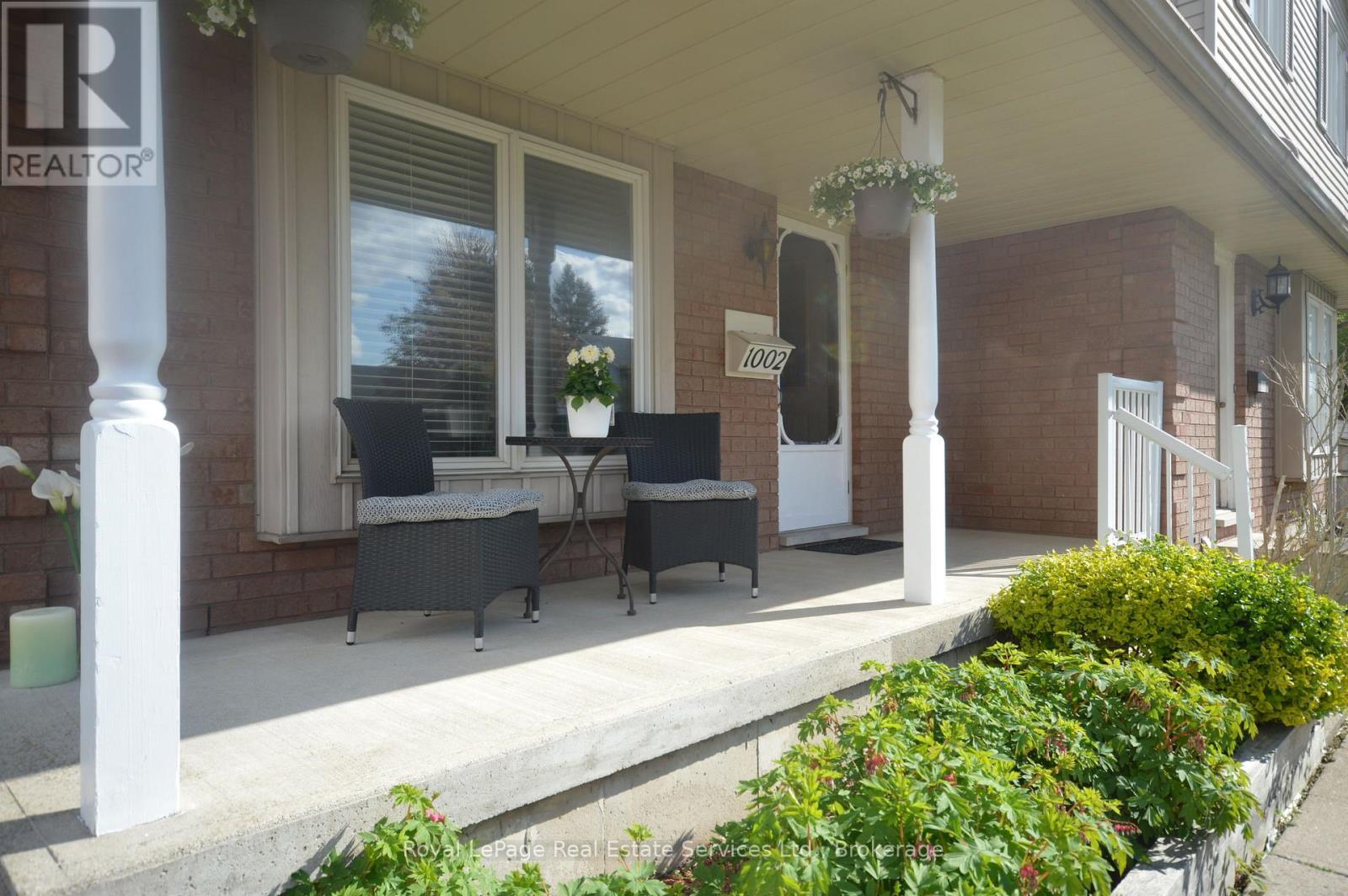 












1002 CREE AVENUE

,
Woodstock (Woodstock - North),




Ontario
N4T1A2

