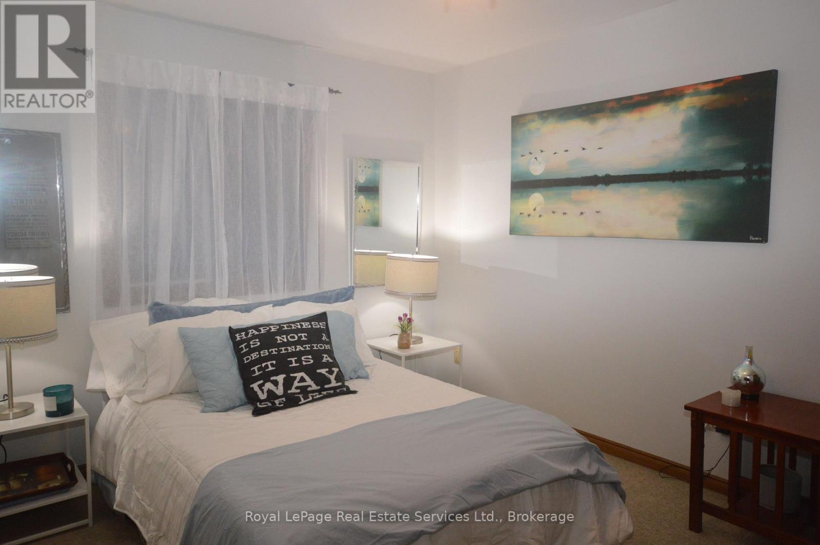 












1002 CREE AVENUE

,
Woodstock (Woodstock - North),




Ontario
N4T1A2

