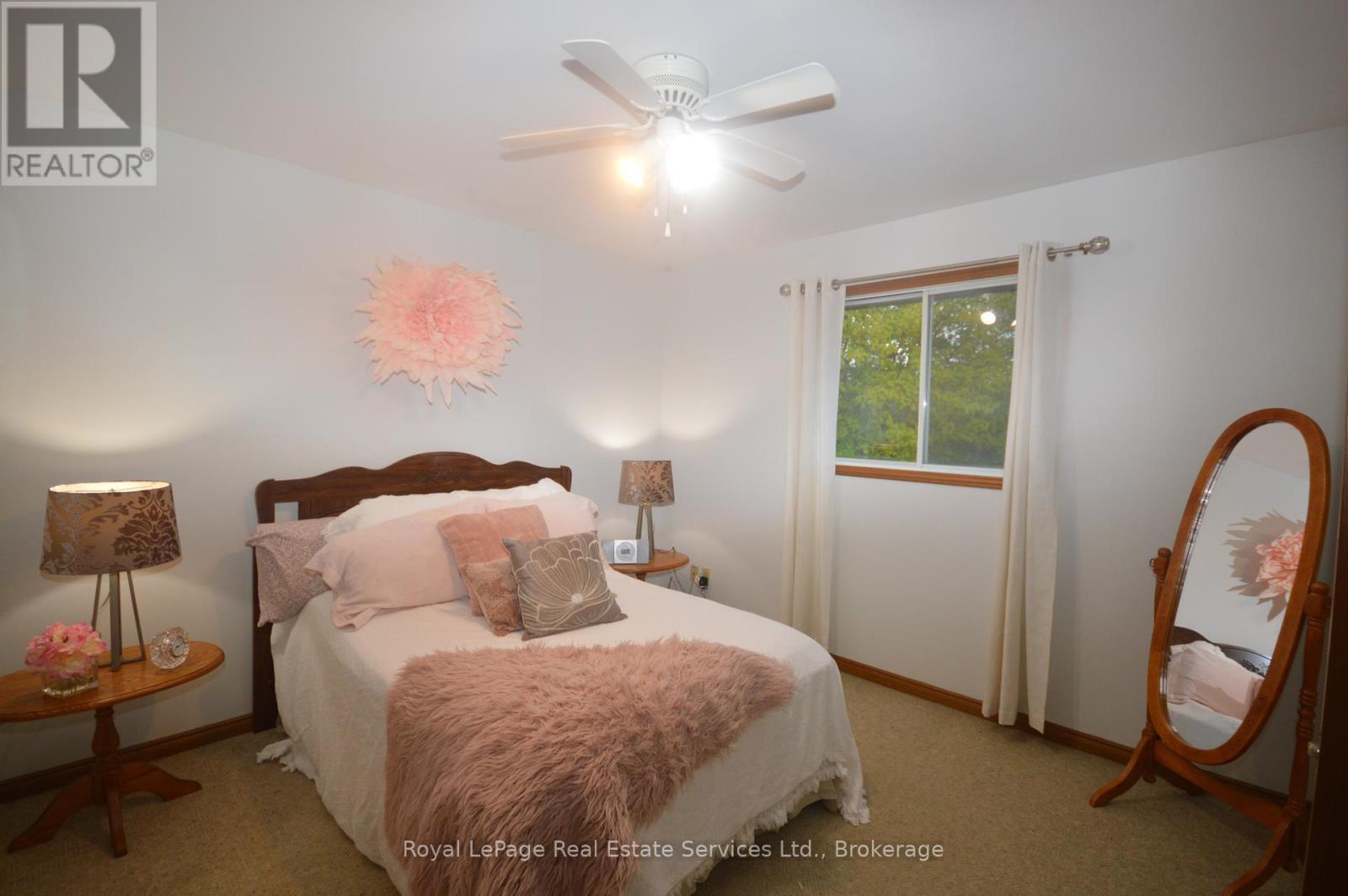 












1002 CREE AVENUE

,
Woodstock (Woodstock - North),




Ontario
N4T1A2

