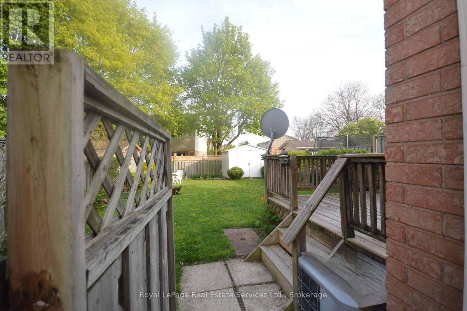 












1002 CREE AVENUE

,
Woodstock (Woodstock - North),




Ontario
N4T1A2

