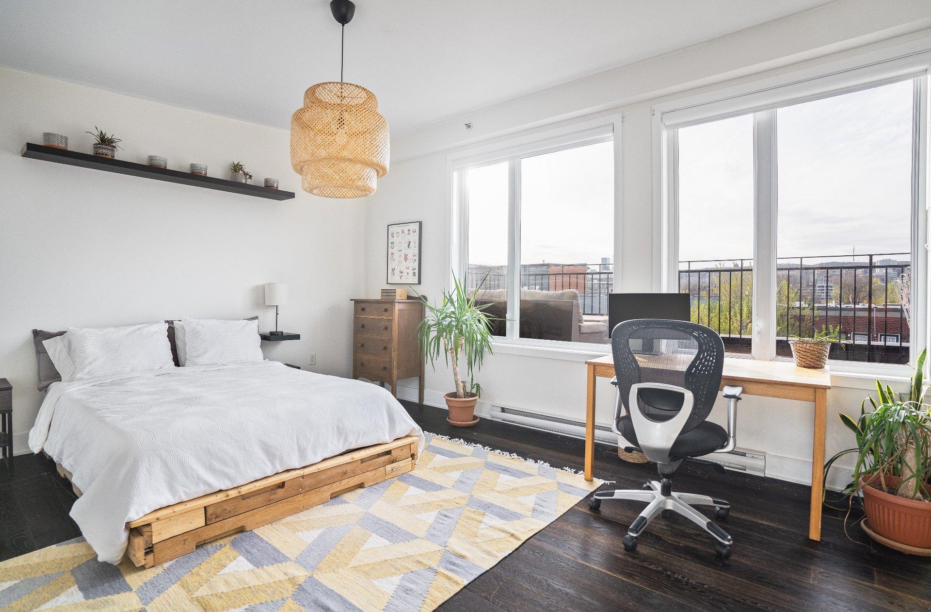 









1981


Rue du Centre

, 401,
Montréal (Le Sud-Ouest),




QC
H3K1J1

