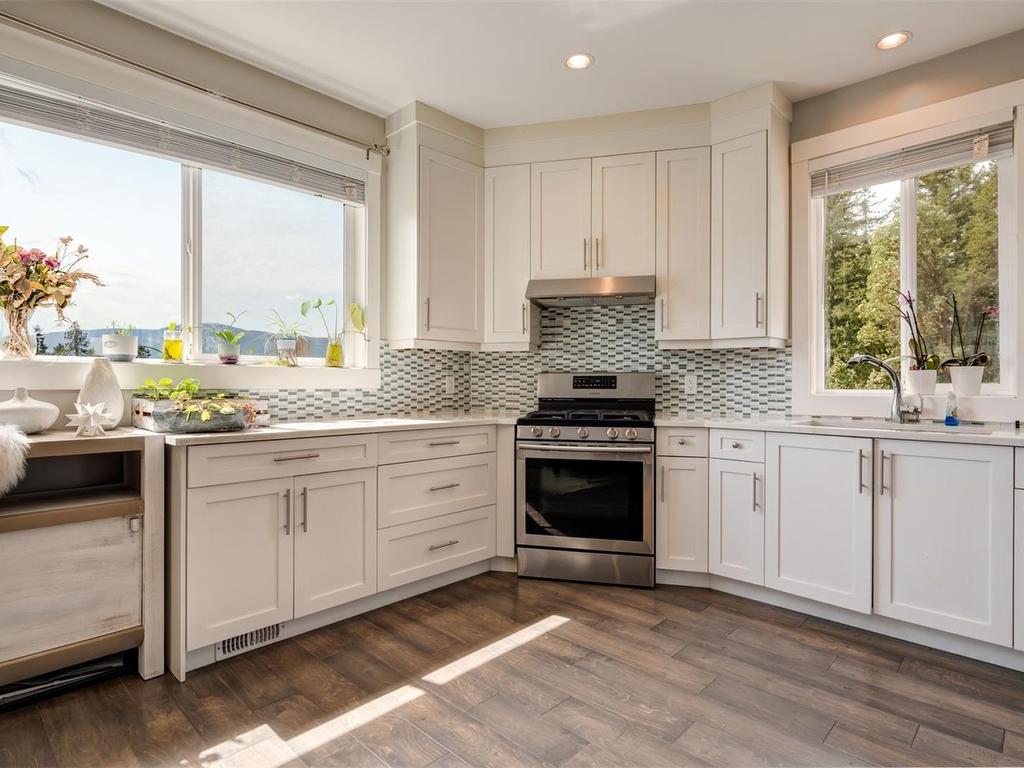 









5766


Linley Valley

Dr,
Nanaimo,




BC
V9T 0G6

