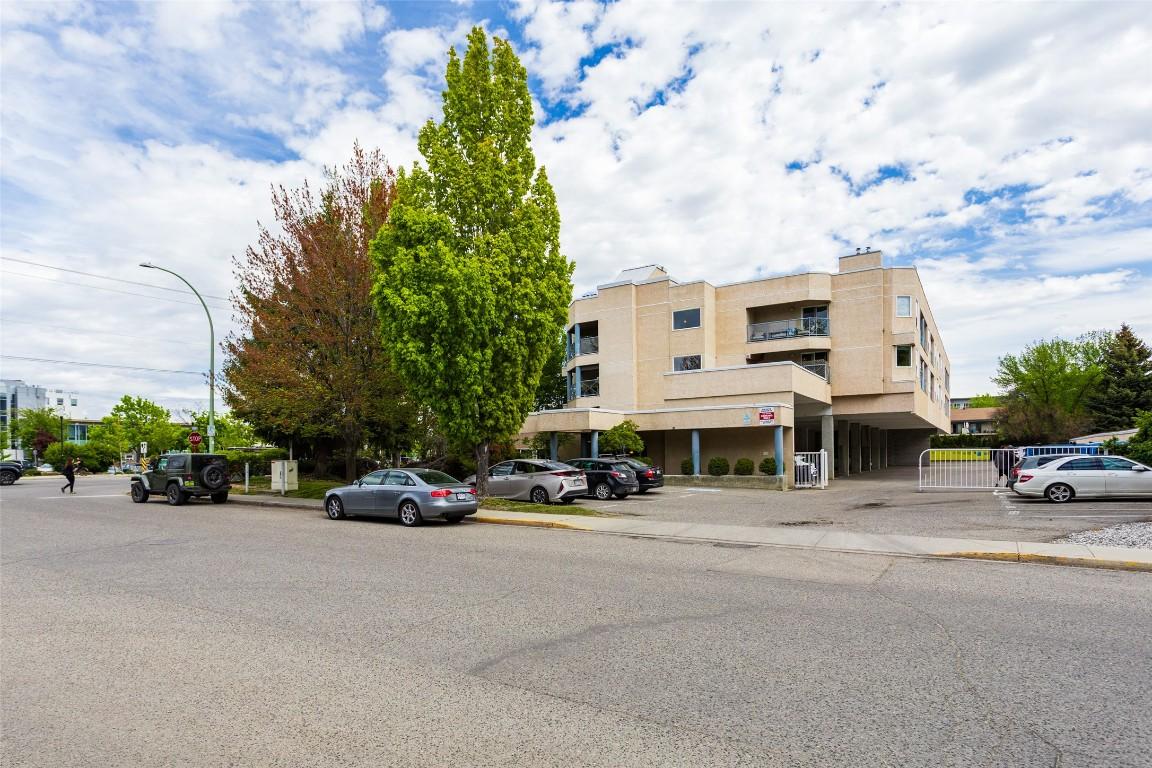 









3115


De Montreuil

Court, 305,
Kelowna,




BC
V1W 3W1

