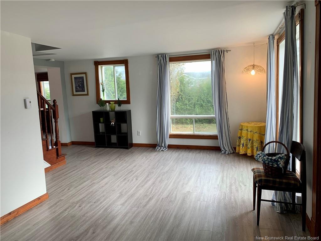









453


Chaleur

,
Charlo,




NB
E8E 2B9

