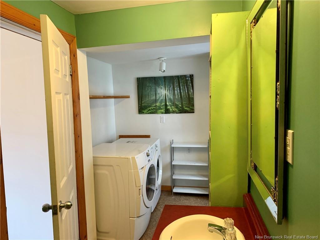 









453


Chaleur

,
Charlo,




NB
E8E 2B9

