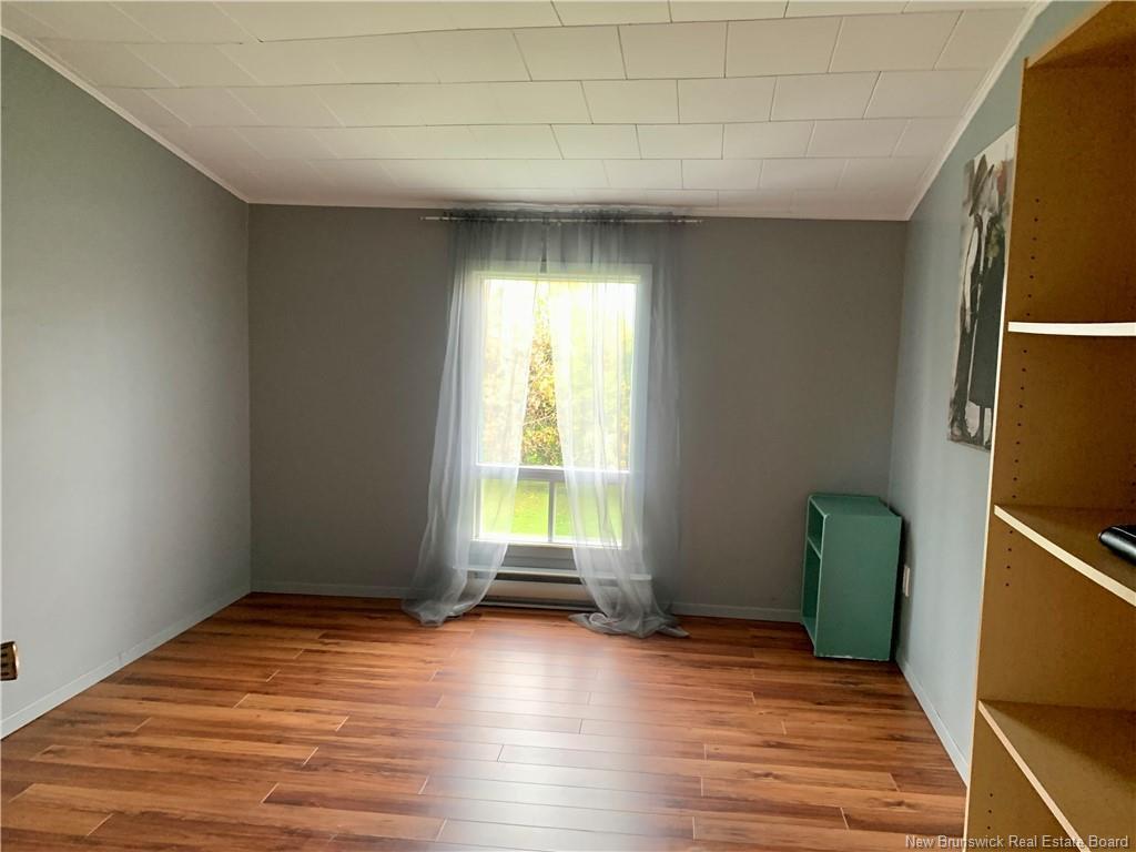 









453


Chaleur

,
Charlo,




NB
E8E 2B9


