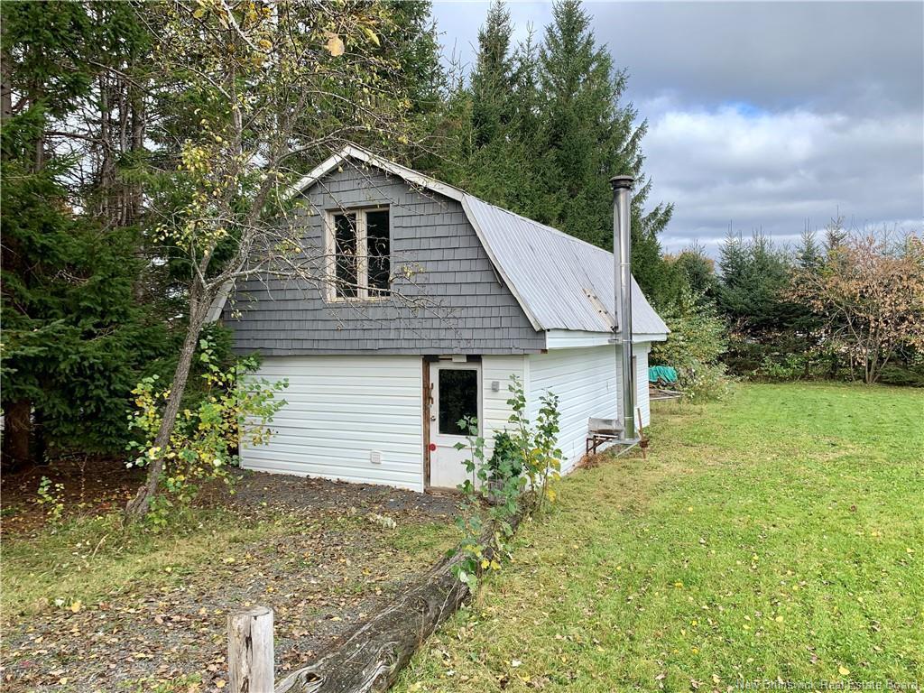 









453


Chaleur

,
Charlo,




NB
E8E 2B9

