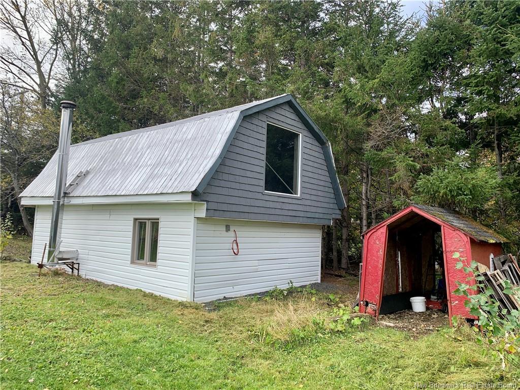 









453


Chaleur

,
Charlo,




NB
E8E 2B9

