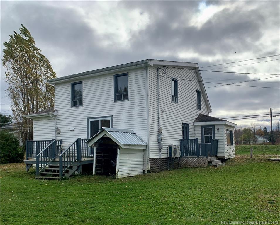 









453


Chaleur

,
Charlo,




NB
E8E 2B9

