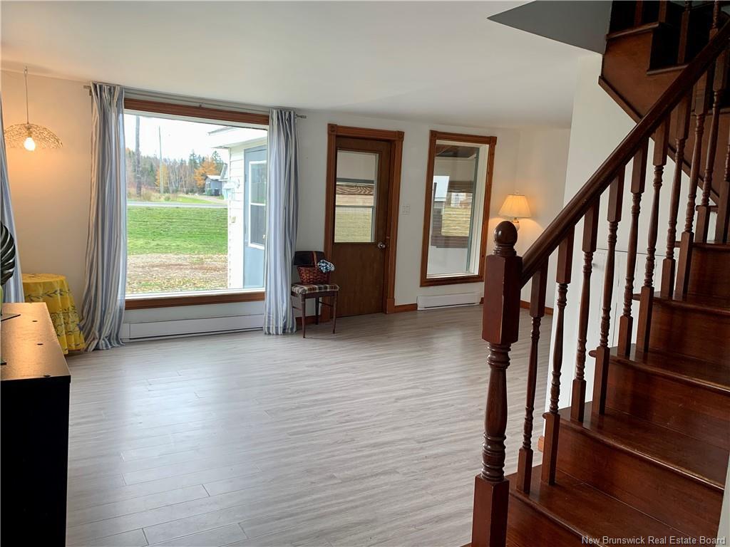 









453


Chaleur

,
Charlo,




NB
E8E 2B9

