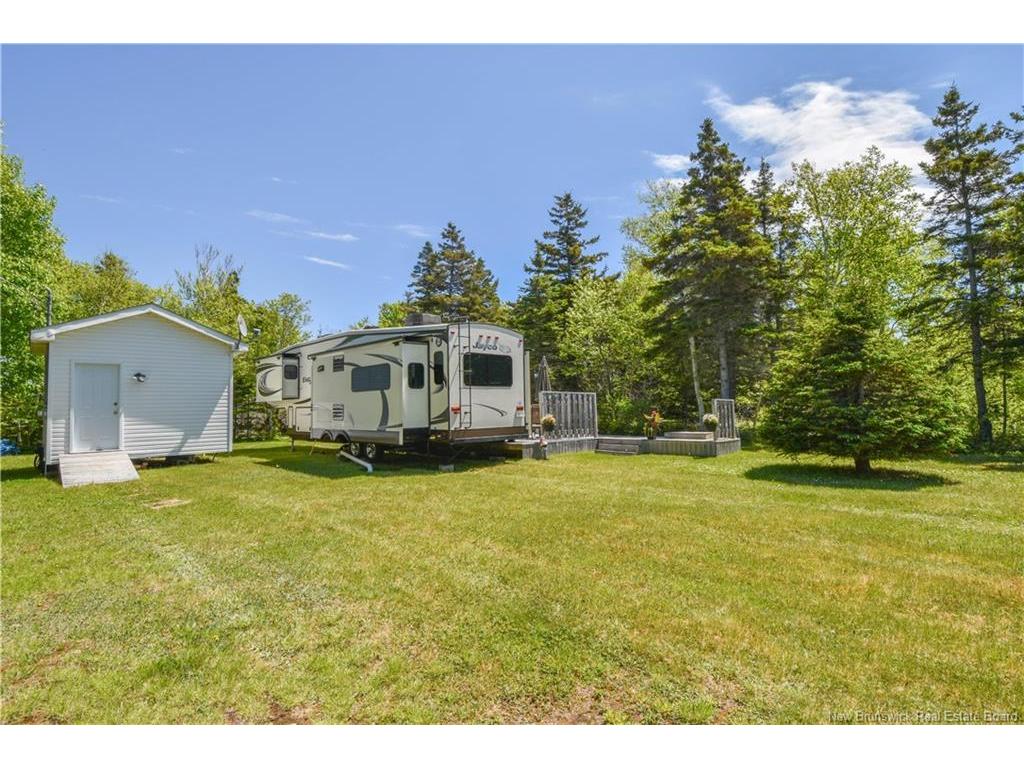 









98


des Vacanciers

LANE,
Pointe-Canot,







NB
E8T 5S1

