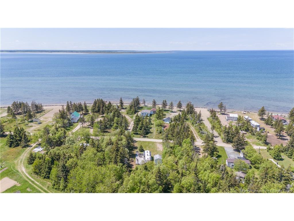 









98


des Vacanciers

LANE,
Pointe-Canot,







NB
E8T 5S1

