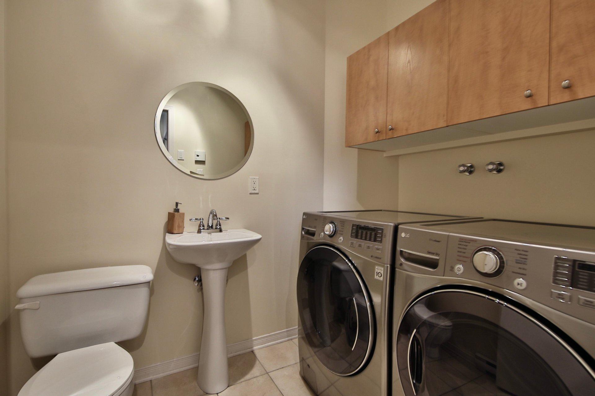 









7232


Rue des Pivoines

,
Longueuil (Saint-Hubert),




QC
J3Y0A1

