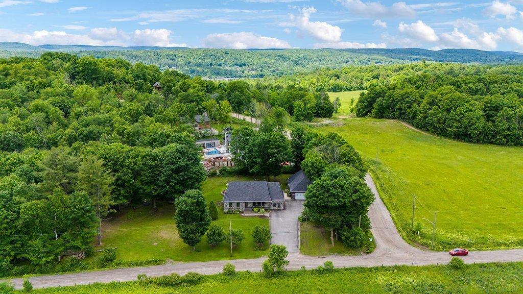 









26


Ch. Patterson

,
Cantley,




QC
J8V2Y9

