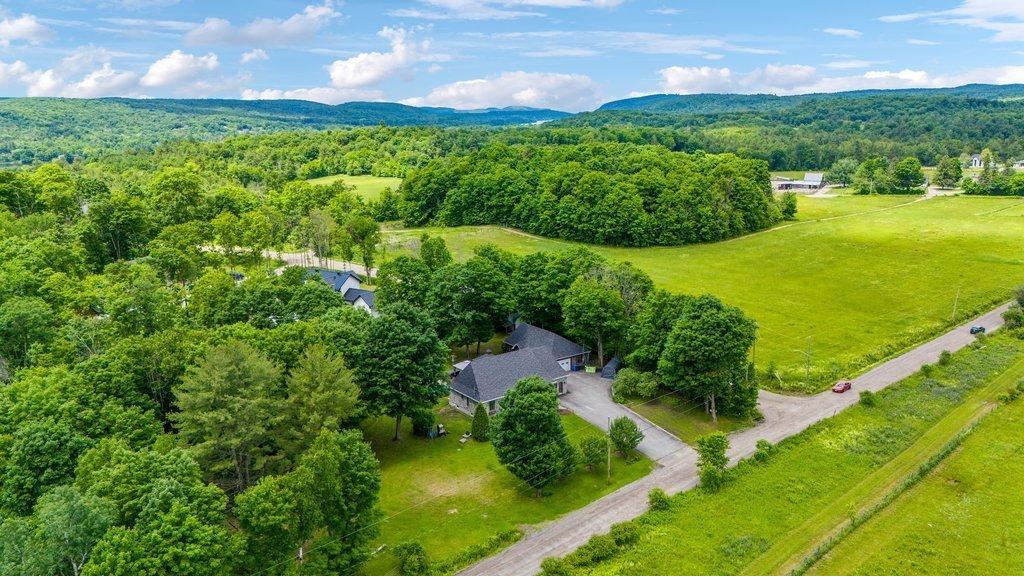 









26


Ch. Patterson

,
Cantley,




QC
J8V2Y9

