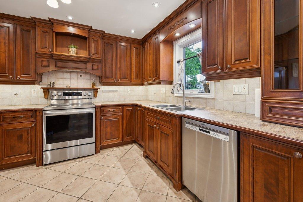 









26


Ch. Patterson

,
Cantley,




QC
J8V2Y9

