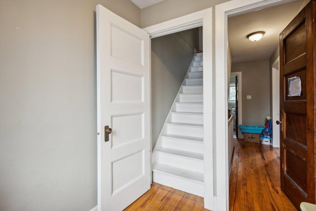 









40

 - 42


Rue Brodeur

,
Gatineau (Hull),




QC
J8Y2P5

