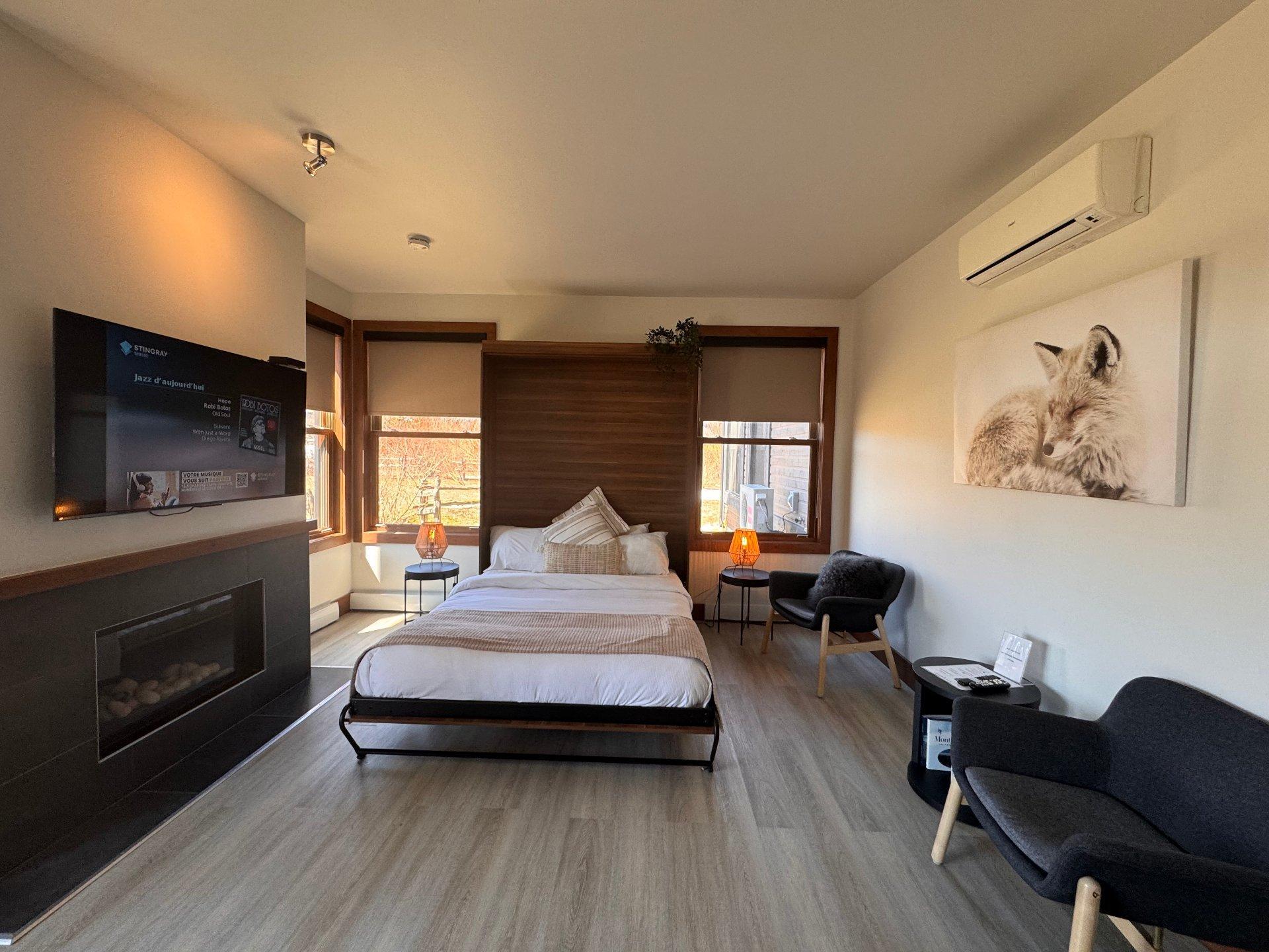 









2192


Ch. du Lac-Supérieur

, 2101,
Lac-Supérieur,




QC
J0T1P0

