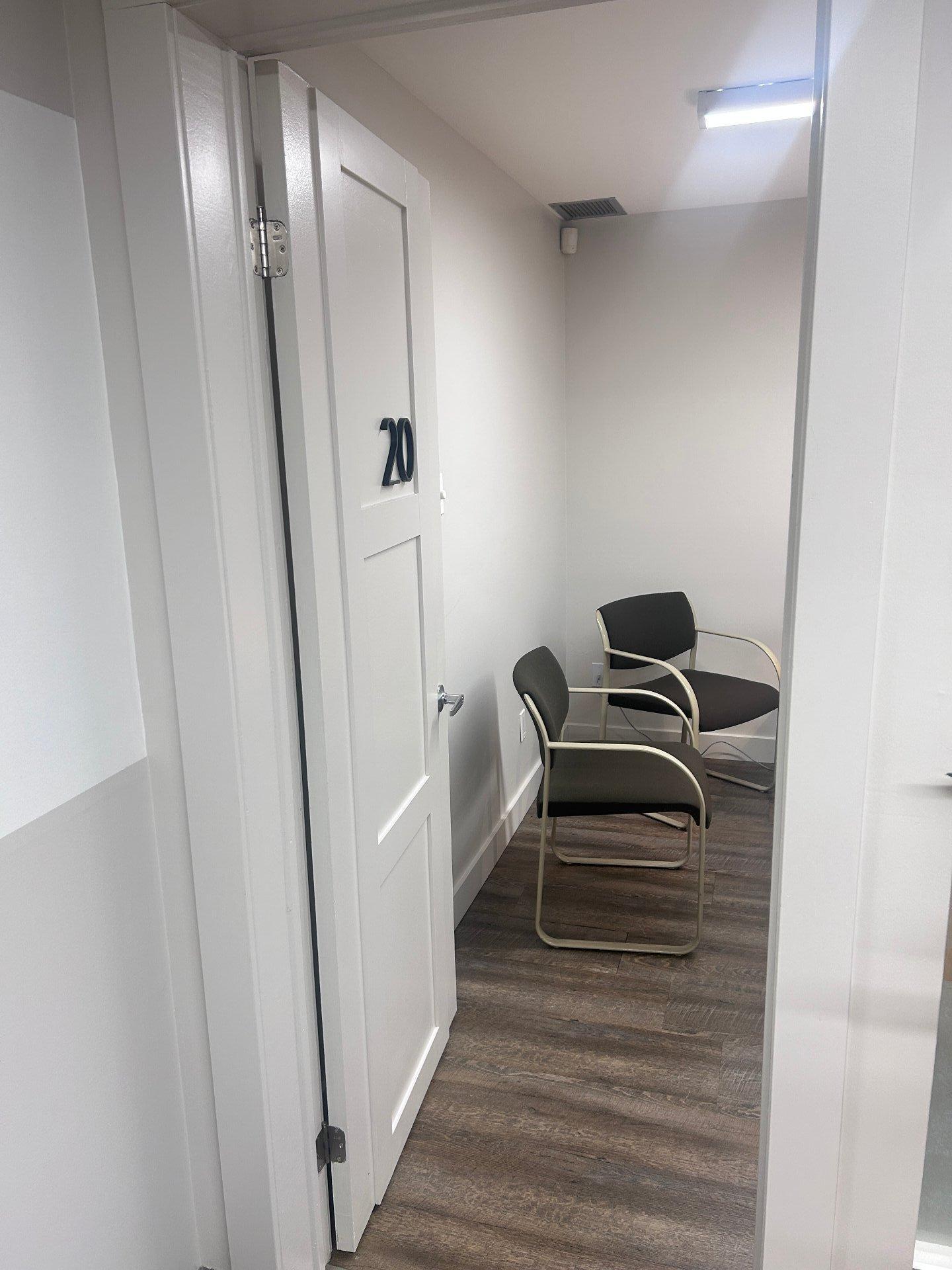 









109


Boul. de Bromont

, 20,
Bromont,




QC
J2L2K7

