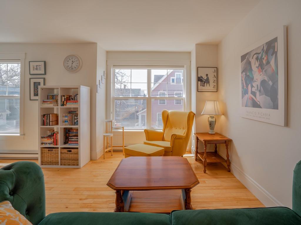 












322B Queen Street

,
Charlottetown,




PE
C1A 4C3

