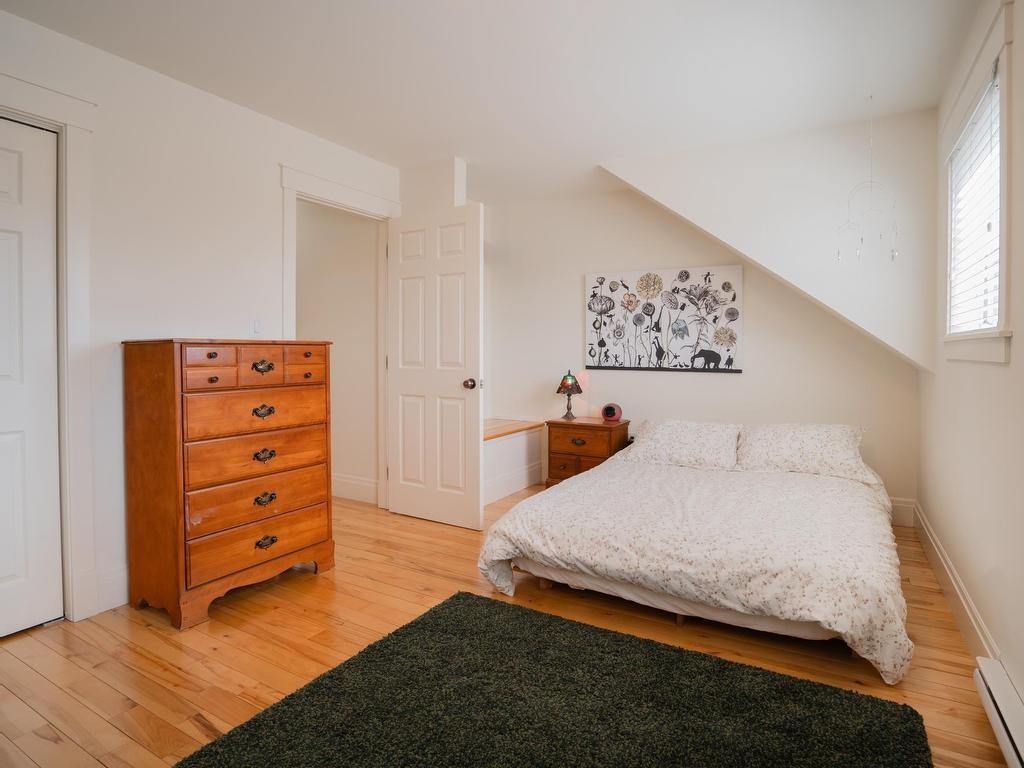 












322B Queen Street

,
Charlottetown,




PE
C1A 4C3

