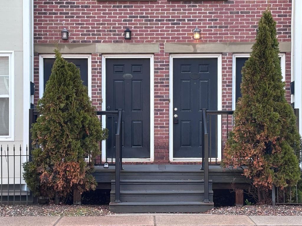 












322B Queen Street

,
Charlottetown,




PE
C1A 4C3

