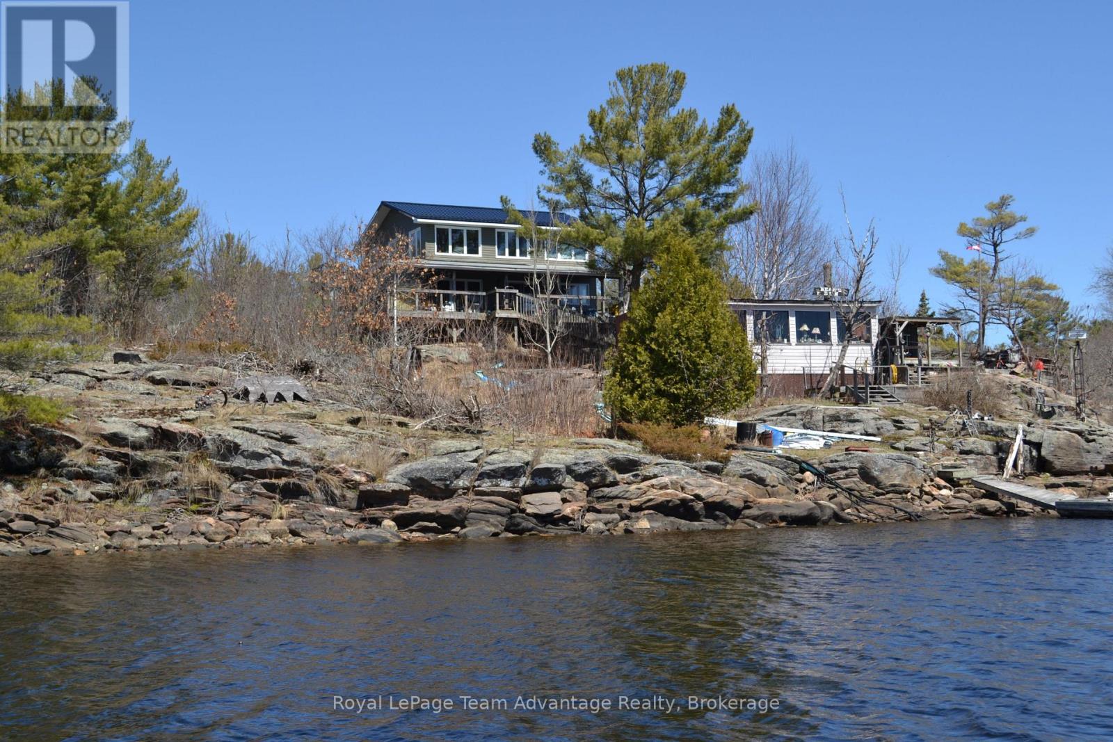 












25 A 27 ISLAND

,
The Archipelago (Archipelago North),




Ontario
P0G1K0


