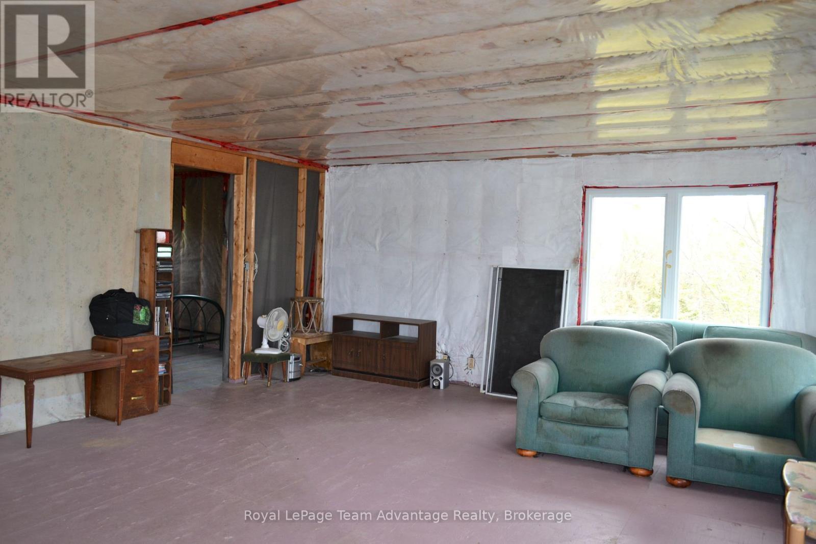 












25 A 27 ISLAND

,
The Archipelago (Archipelago North),




Ontario
P0G1K0

