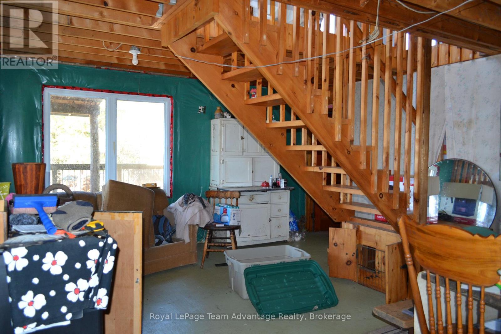 












25 A 27 ISLAND

,
The Archipelago (Archipelago North),




Ontario
P0G1K0


