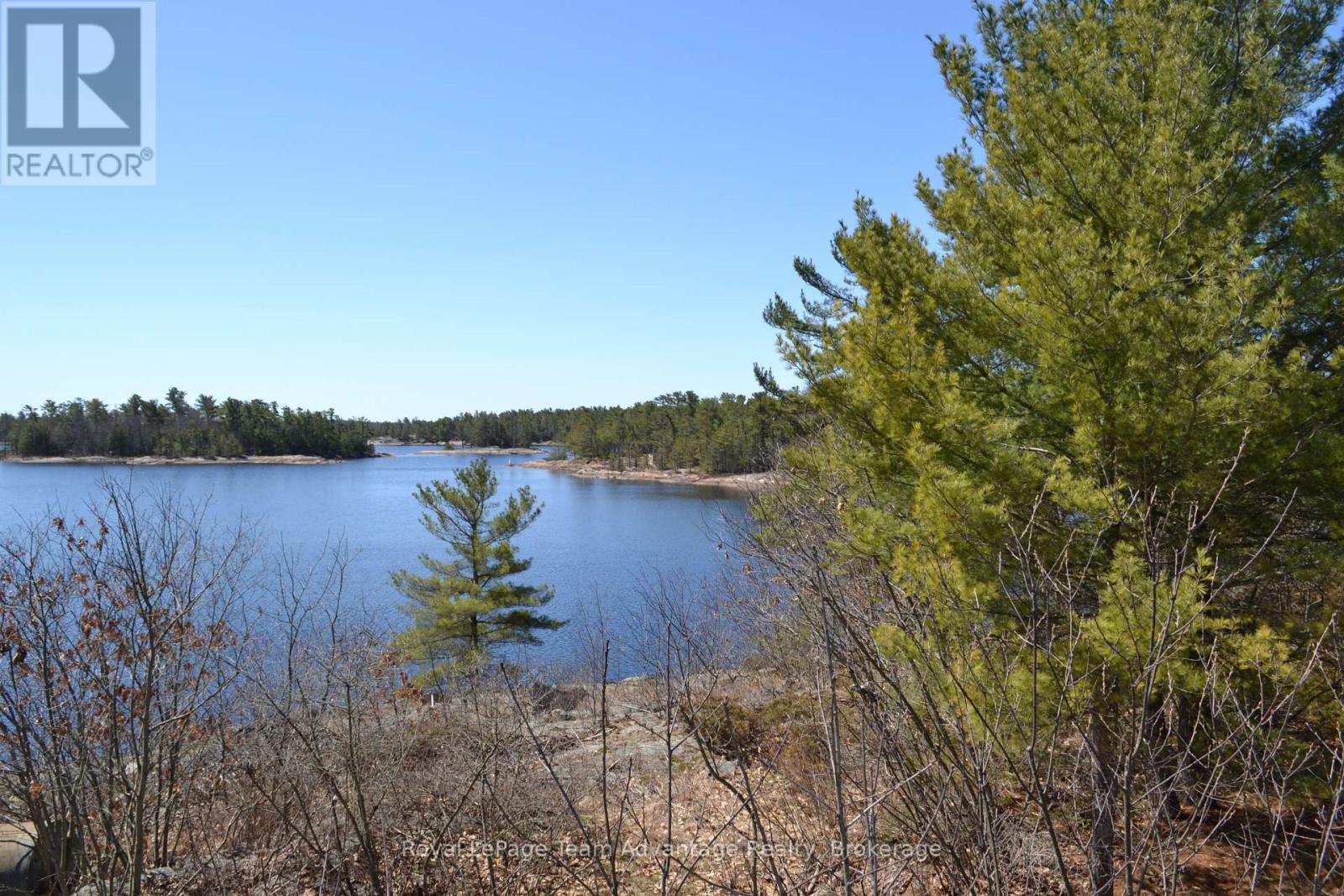 












25 A 27 ISLAND

,
The Archipelago (Archipelago North),




Ontario
P0G1K0


