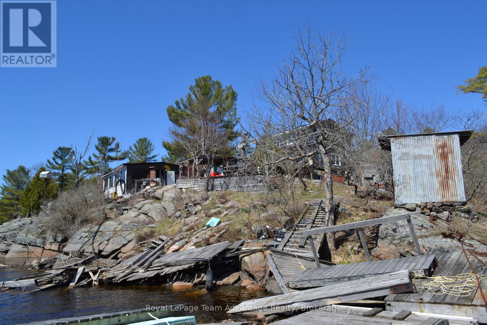 












25 A 27 ISLAND

,
The Archipelago (Archipelago North),




Ontario
P0G1K0

