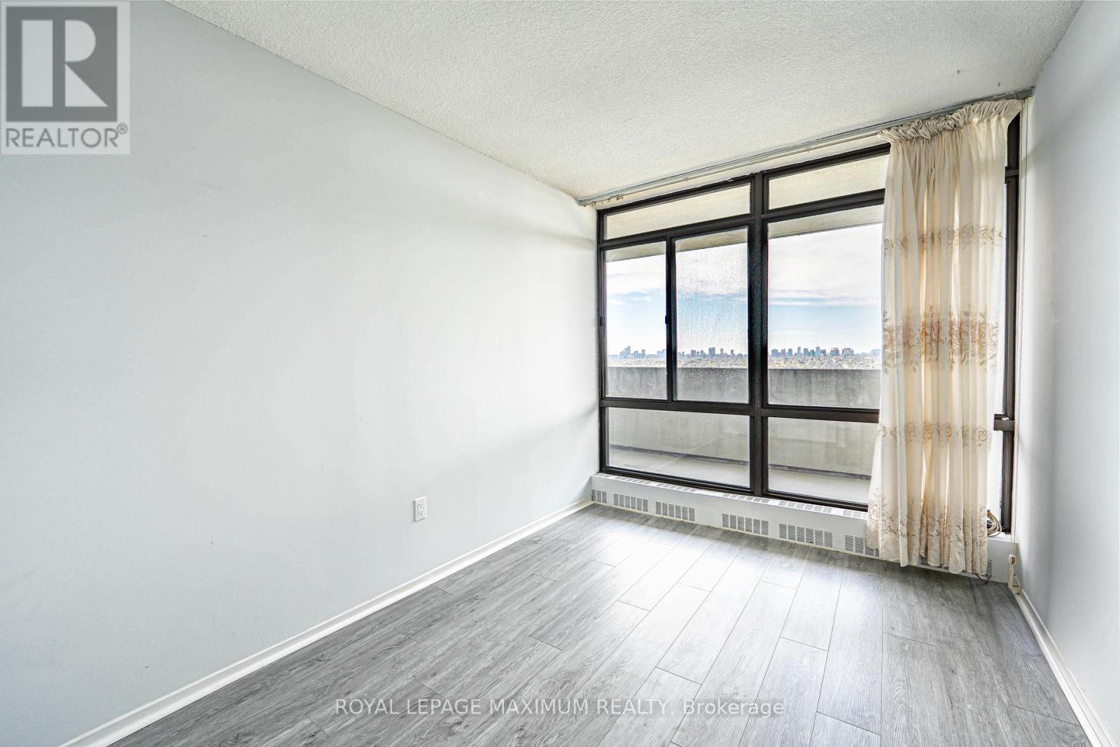 












2001 - 3300 DON MILLS ROAD

,
Toronto,




Ontario
M2J4X7

